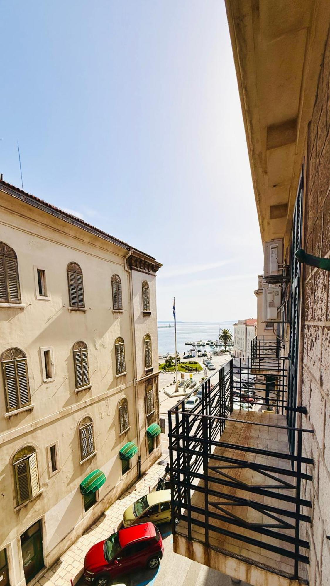 Riva Waterfront Apartments Split Extérieur photo
